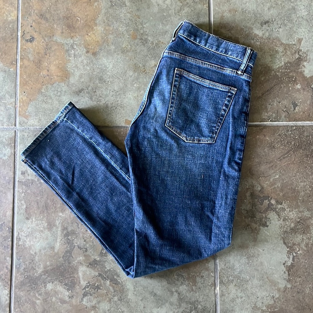 Y2K Gap jeans, men’s 31x32, dark wash, lightly worn, perfect condition, no holes